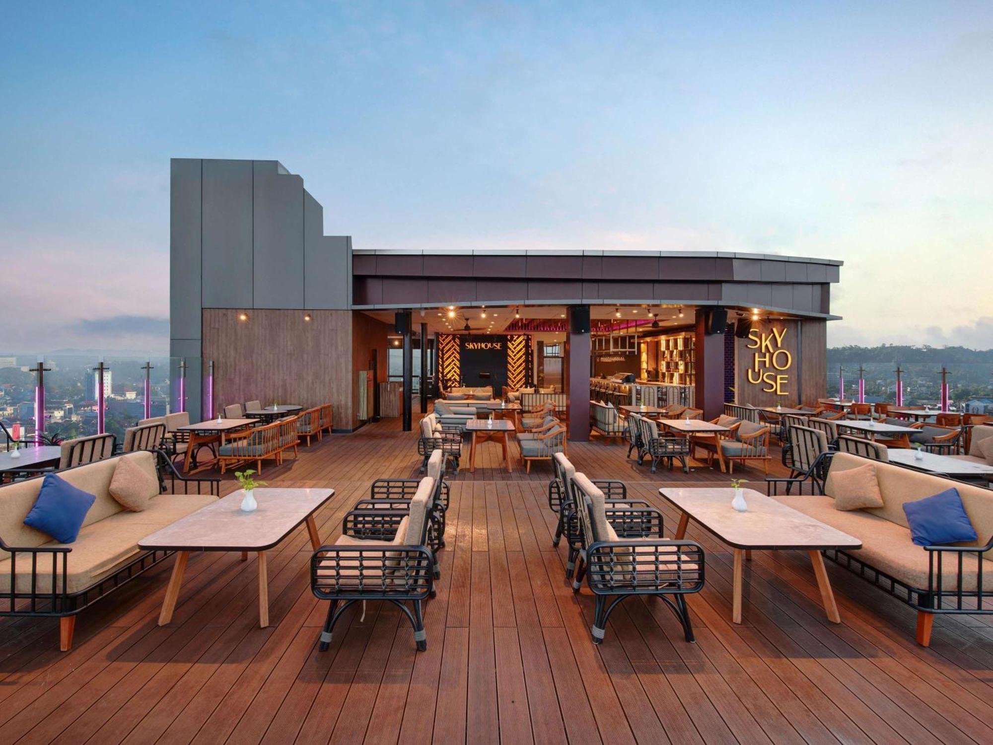 Mercure Samarinda Eksteriør billede